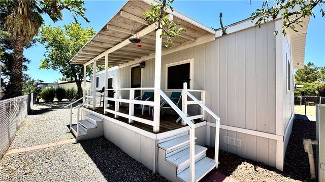 301 West Hamilton Street, Pahrump, NV 89048