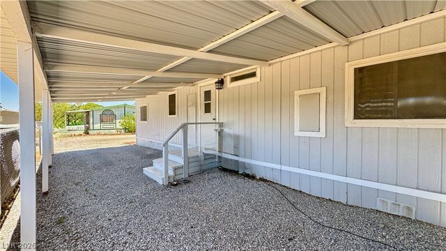 301 West Hamilton Street, Pahrump, NV 89048