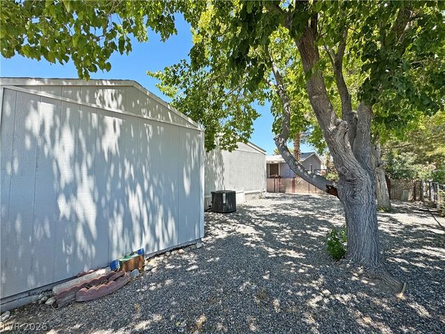 301 West Hamilton Street, Pahrump, NV 89048
