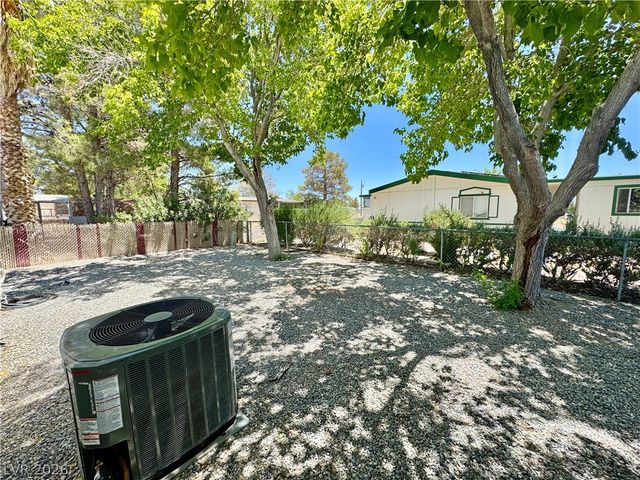 301 West Hamilton Street, Pahrump, NV 89048