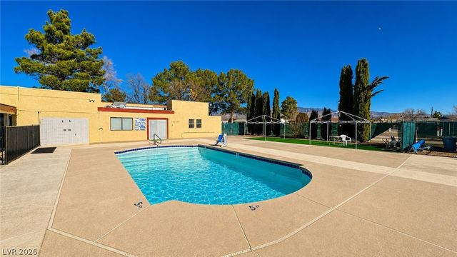 301 West Hamilton Street, Pahrump, NV 89048