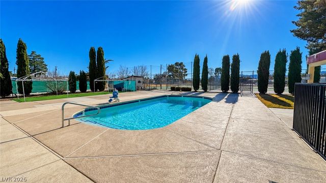 301 West Hamilton Street, Pahrump, NV 89048