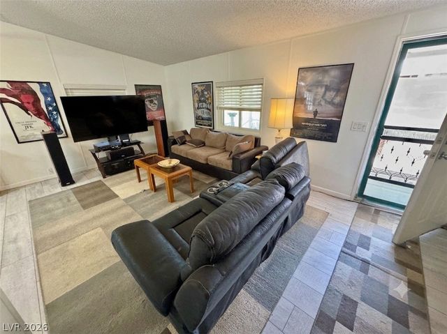 301 West Hamilton Street, Pahrump, NV 89048