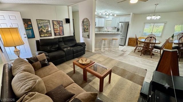 301 West Hamilton Street, Pahrump, NV 89048
