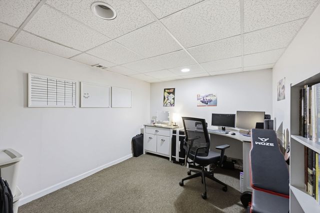 49 Canterbury Rd, Springfield, MA 01118