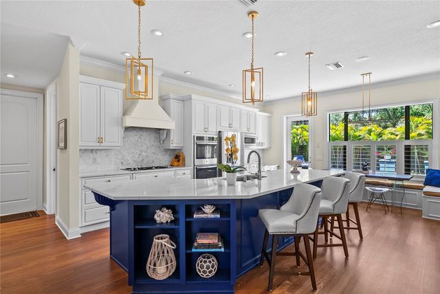 3114 W BAY VILLA AVENUE, Tampa, FL 33611