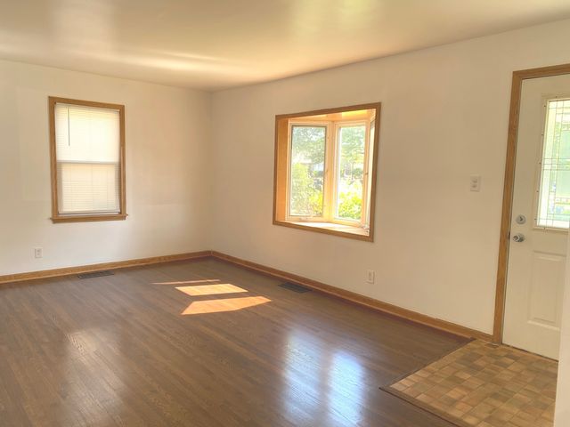 4916 S Lorel Avenue 1, Chicago, IL 60638