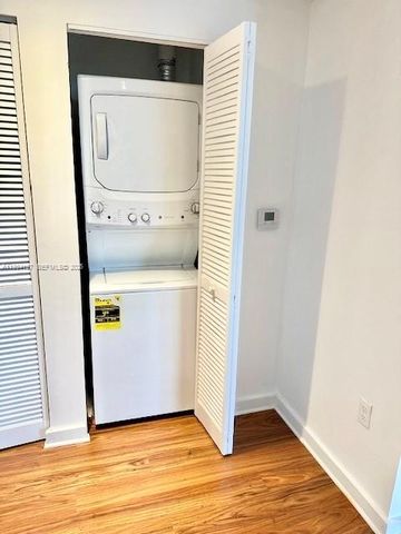 601 NE 23rd St 1106, Miami, FL 33137