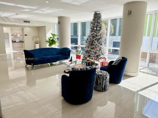 601 NE 23rd St 1106, Miami, FL 33137