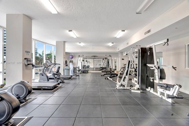 601 NE 23rd St 1106, Miami, FL 33137