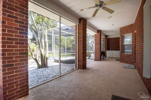 1126 Mary Kate Dr, Gulf Breeze, FL 32563