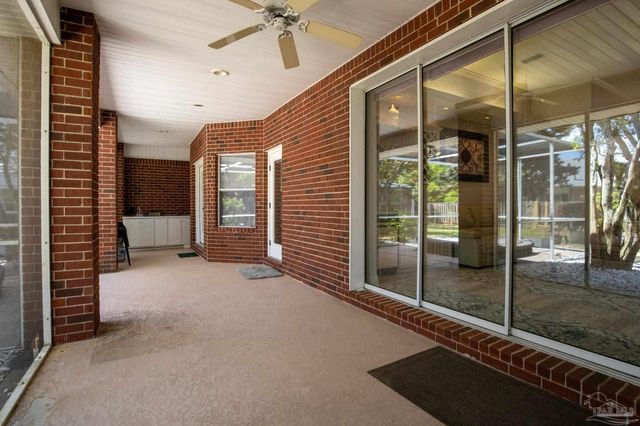 1126 Mary Kate Dr, Gulf Breeze, FL 32563