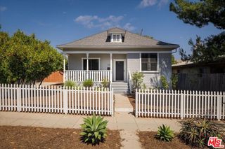 1180 N Hoover Street, Los Angeles, CA 90029