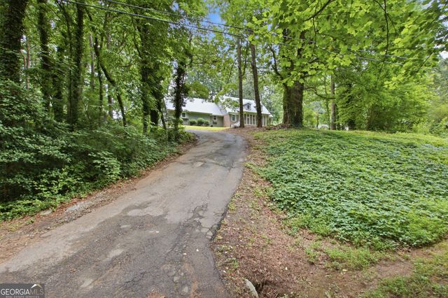147 Ridgeway Circle, Cornelia, GA 30531