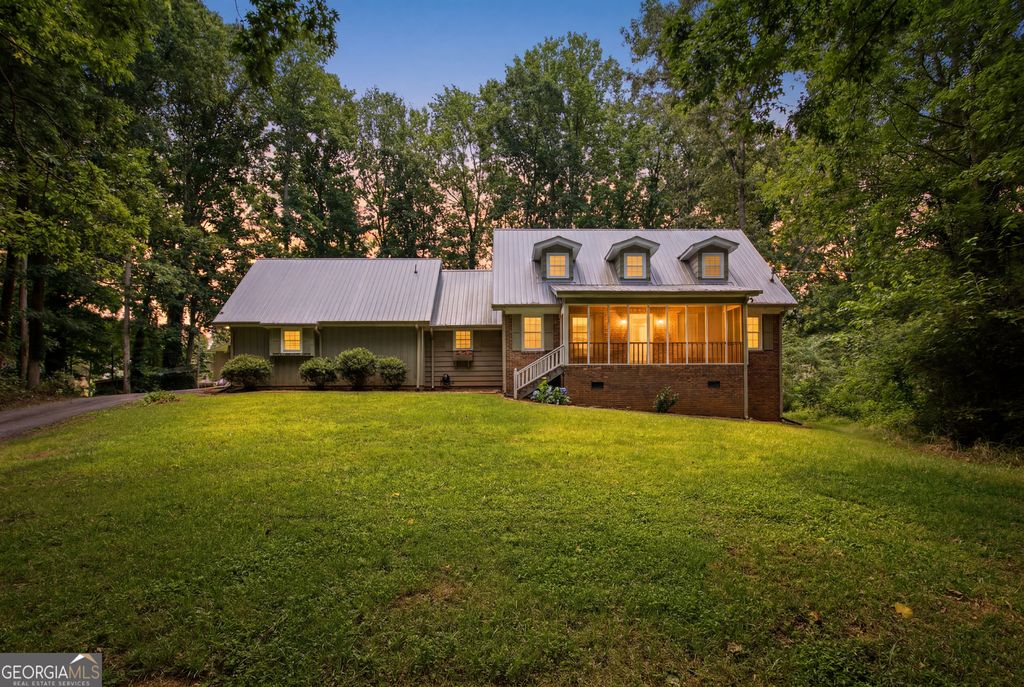 147 Ridgeway Circle, Cornelia, GA 30531