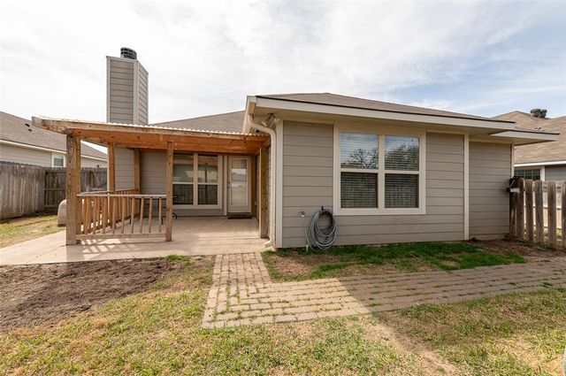 2702 Redcap Street, Bryan, TX 77803