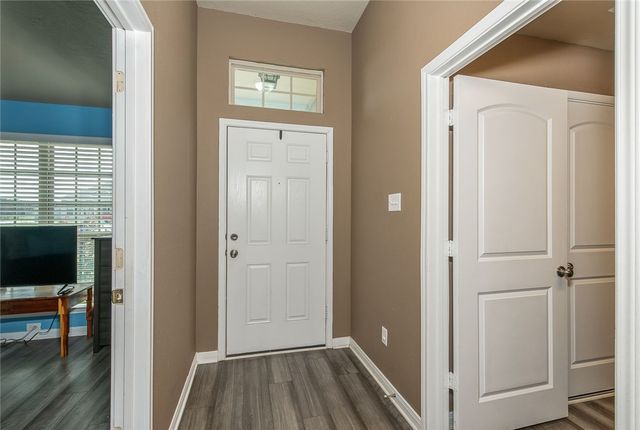 2702 Redcap Street, Bryan, TX 77803