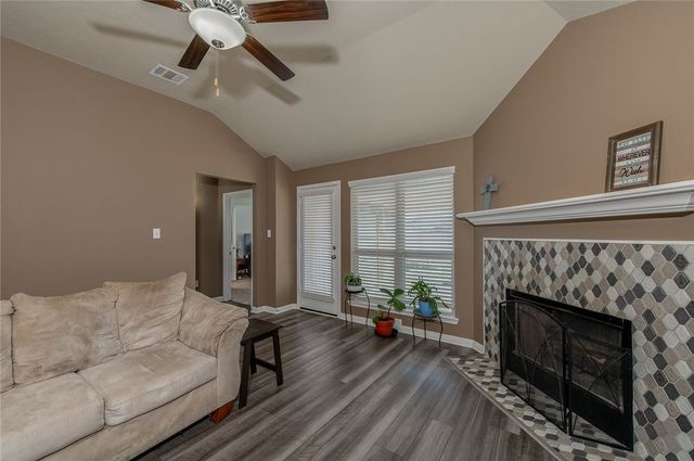 2702 Redcap Street, Bryan, TX 77803