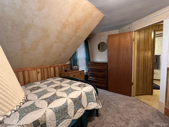 303 S Hematite Street, Bessemer, MI 49911