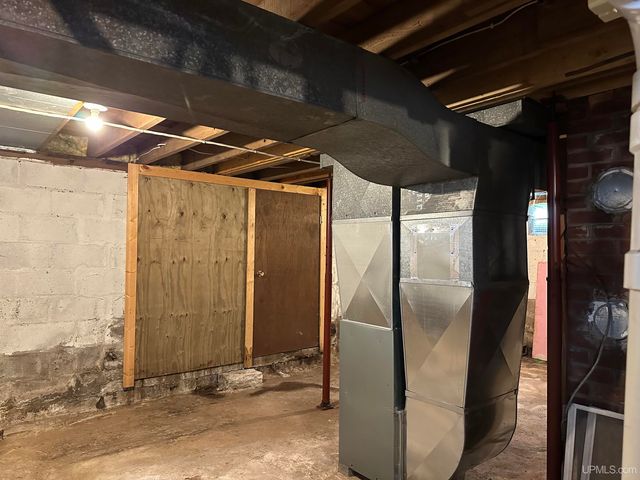 303 S Hematite Street, Bessemer, MI 49911