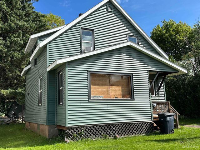 303 S Hematite Street, Bessemer, MI 49911