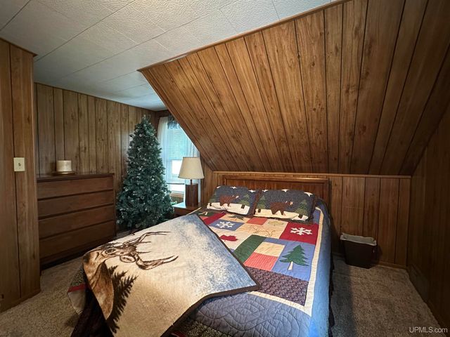 303 S Hematite Street, Bessemer, MI 49911