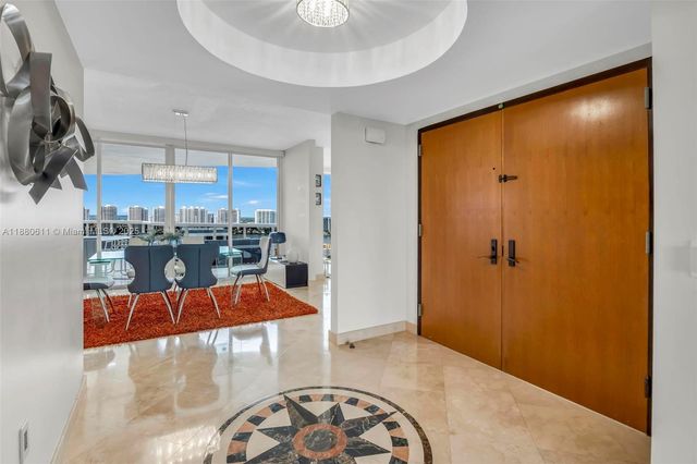 17555 Collins Ave UP-7, Sunny Isles Beach, FL 33160