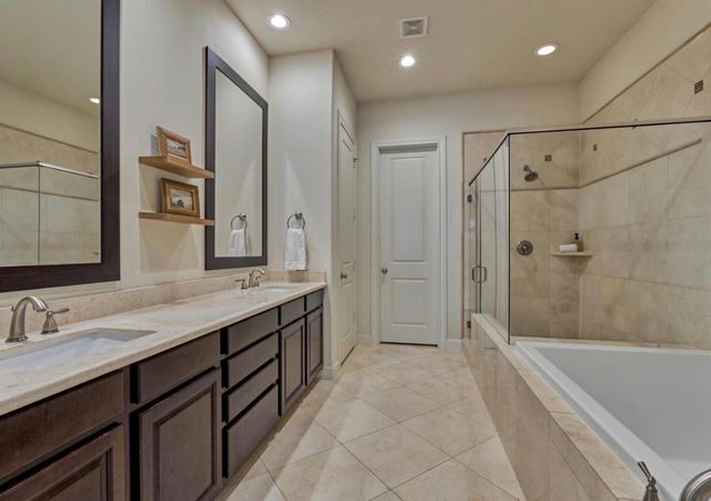 1340 W 25th Street, Houston, TX 77008