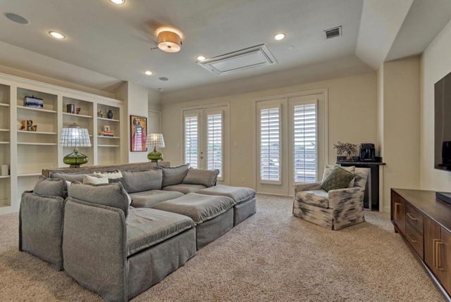 1340 W 25th Street, Houston, TX 77008