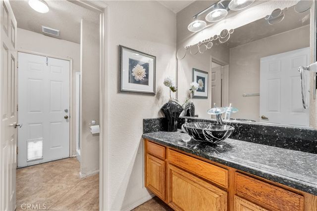 22428 Georgia, Saugus, CA 91350