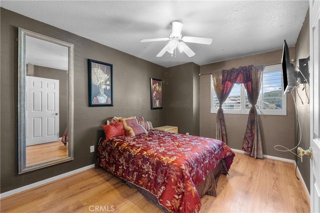 22428 Georgia, Saugus, CA 91350