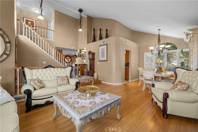 22428 Georgia, Saugus, CA 91350