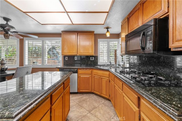 22428 Georgia, Saugus, CA 91350