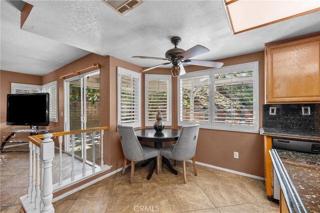22428 Georgia, Saugus, CA 91350