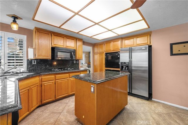 22428 Georgia, Saugus, CA 91350