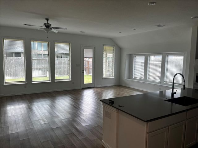 31510 Vineyard Creek Drive, Fulshear, TX 77441