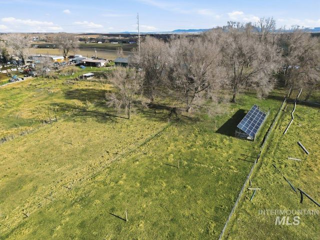 28803 Old Hwy 30, Caldwell, ID 83607