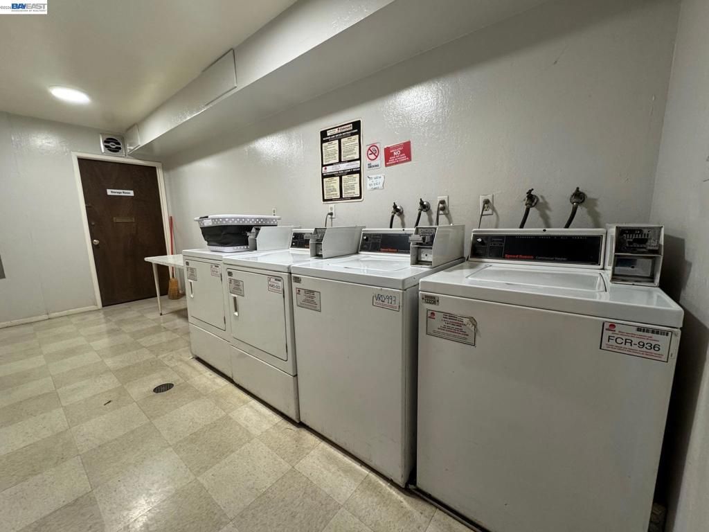 Image 32 of property listing at 385 Jayne Avenue 205, Oakland, CA 94610