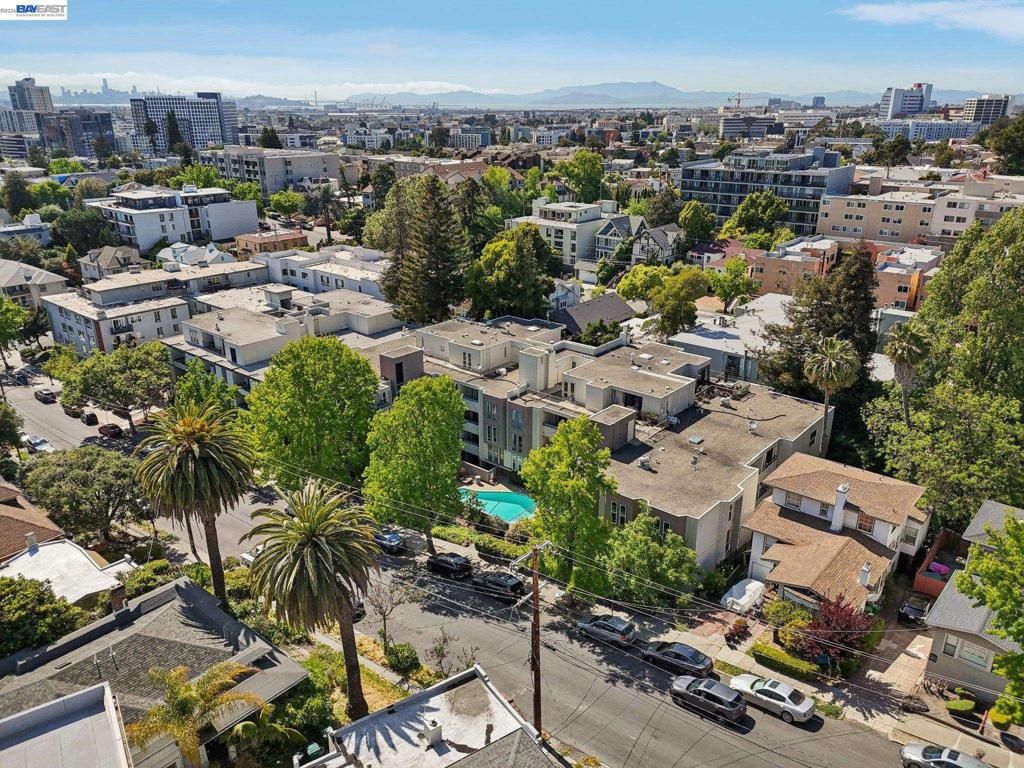 Image 38 of property listing at 385 Jayne Avenue 205, Oakland, CA 94610