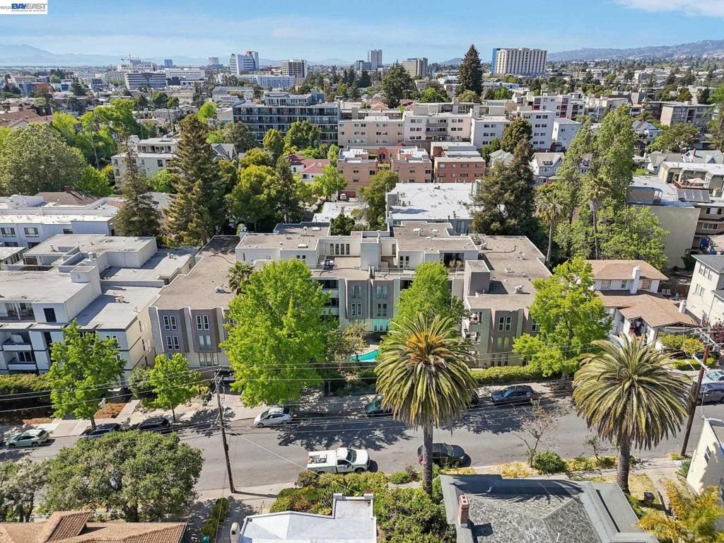 Image 42 of property listing at 385 Jayne Avenue 205, Oakland, CA 94610