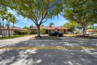 5172 NW 84th Road, Coral Springs, FL 33067