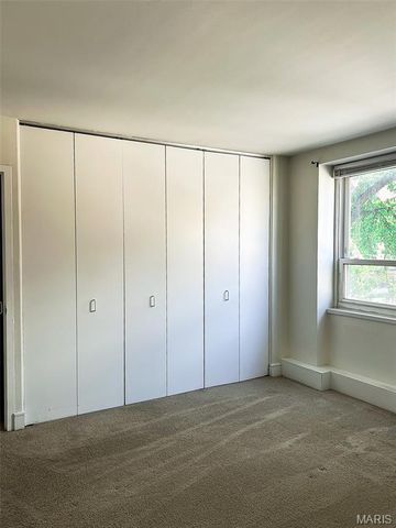 210 N 17th Street 302, St Louis, MO 63103