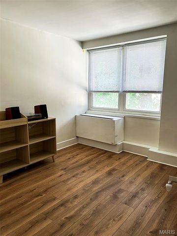210 N 17th Street 302, St Louis, MO 63103