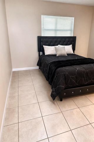 1275 NW 27th Avenue 1-2, Fort Lauderdale, FL 33311