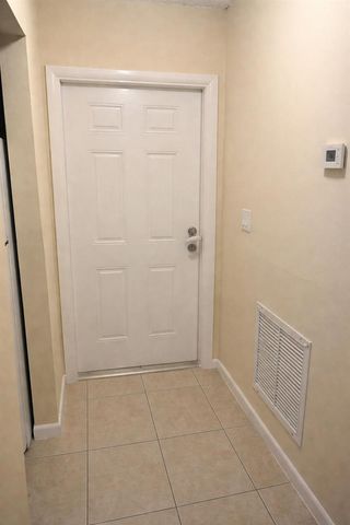 1275 NW 27th Avenue 1-2, Fort Lauderdale, FL 33311