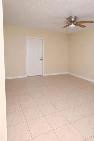 1275 NW 27th Avenue 1-2, Fort Lauderdale, FL 33311