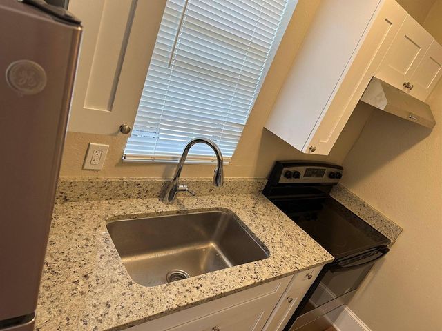 1275 NW 27th Avenue 1-2, Fort Lauderdale, FL 33311