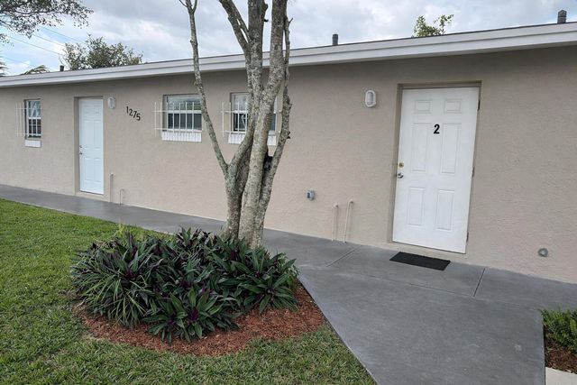 1275 NW 27th Avenue 1-2, Fort Lauderdale, FL 33311