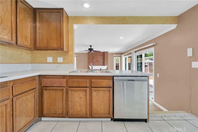 32 Rising Hill Road, Pomona, CA 91766