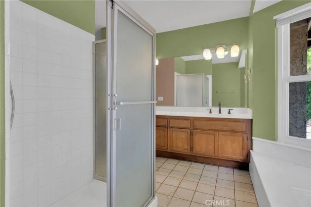 32 Rising Hill Road, Pomona, CA 91766